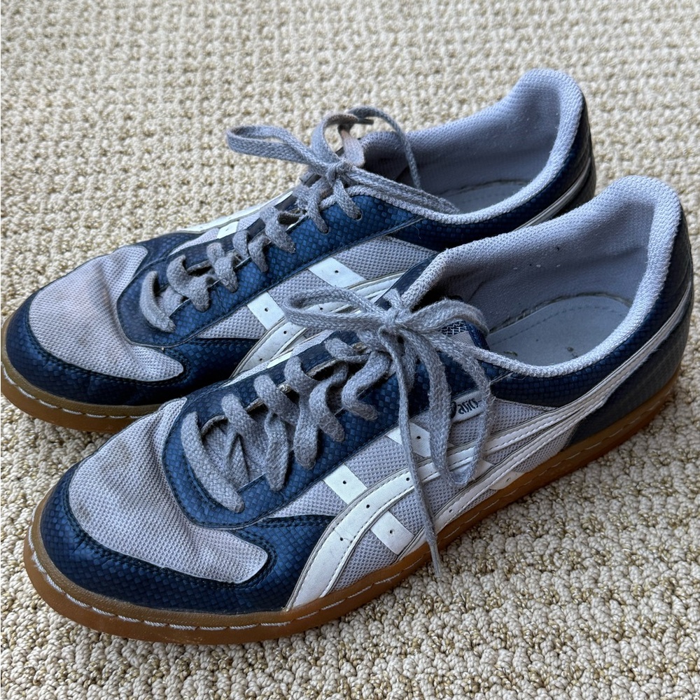 Asics Men's Vintage Sneakers Navy and Grey